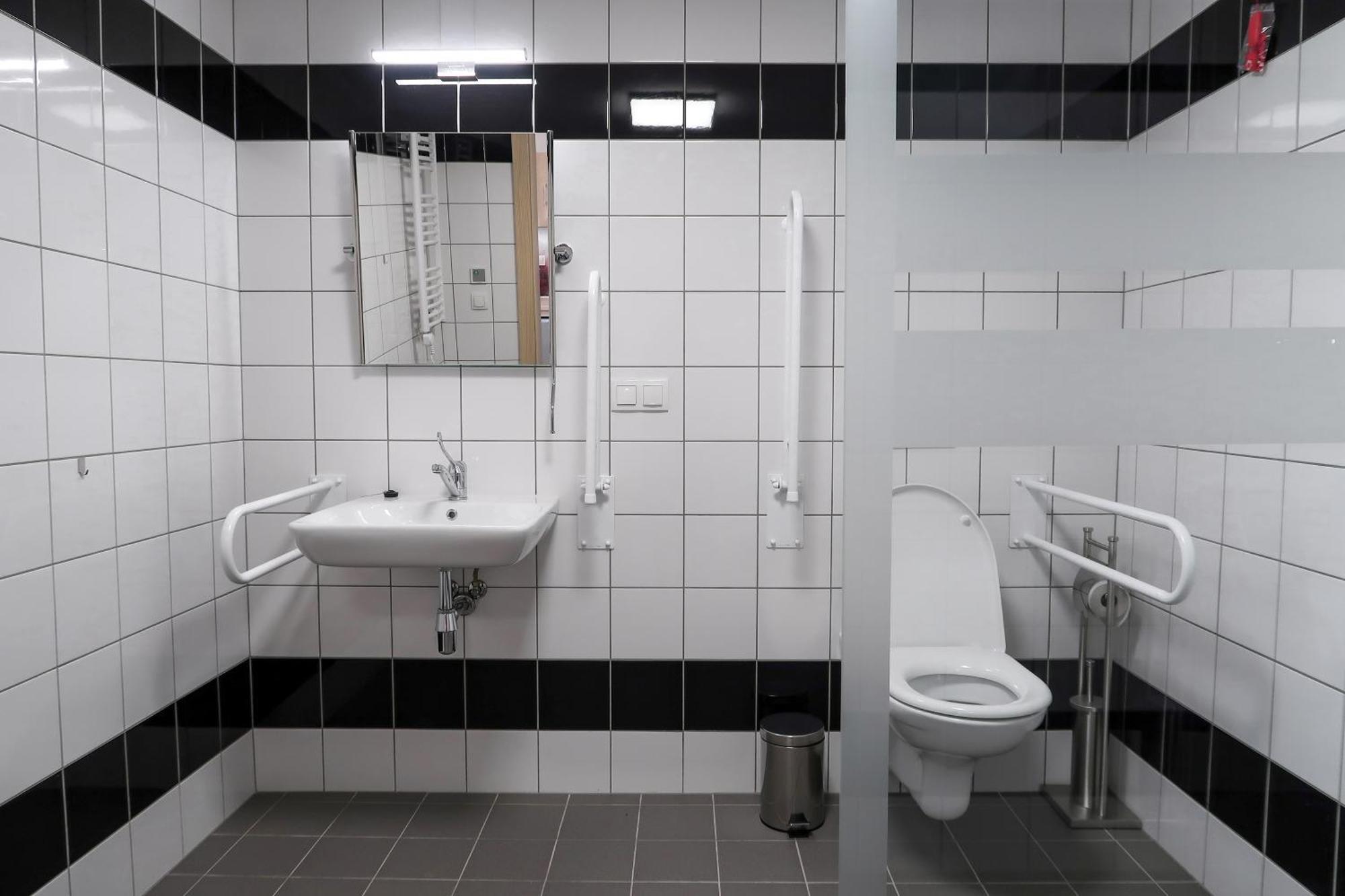 Dom Studencki Arka Vandrerhjem Wrocław Eksteriør bilde